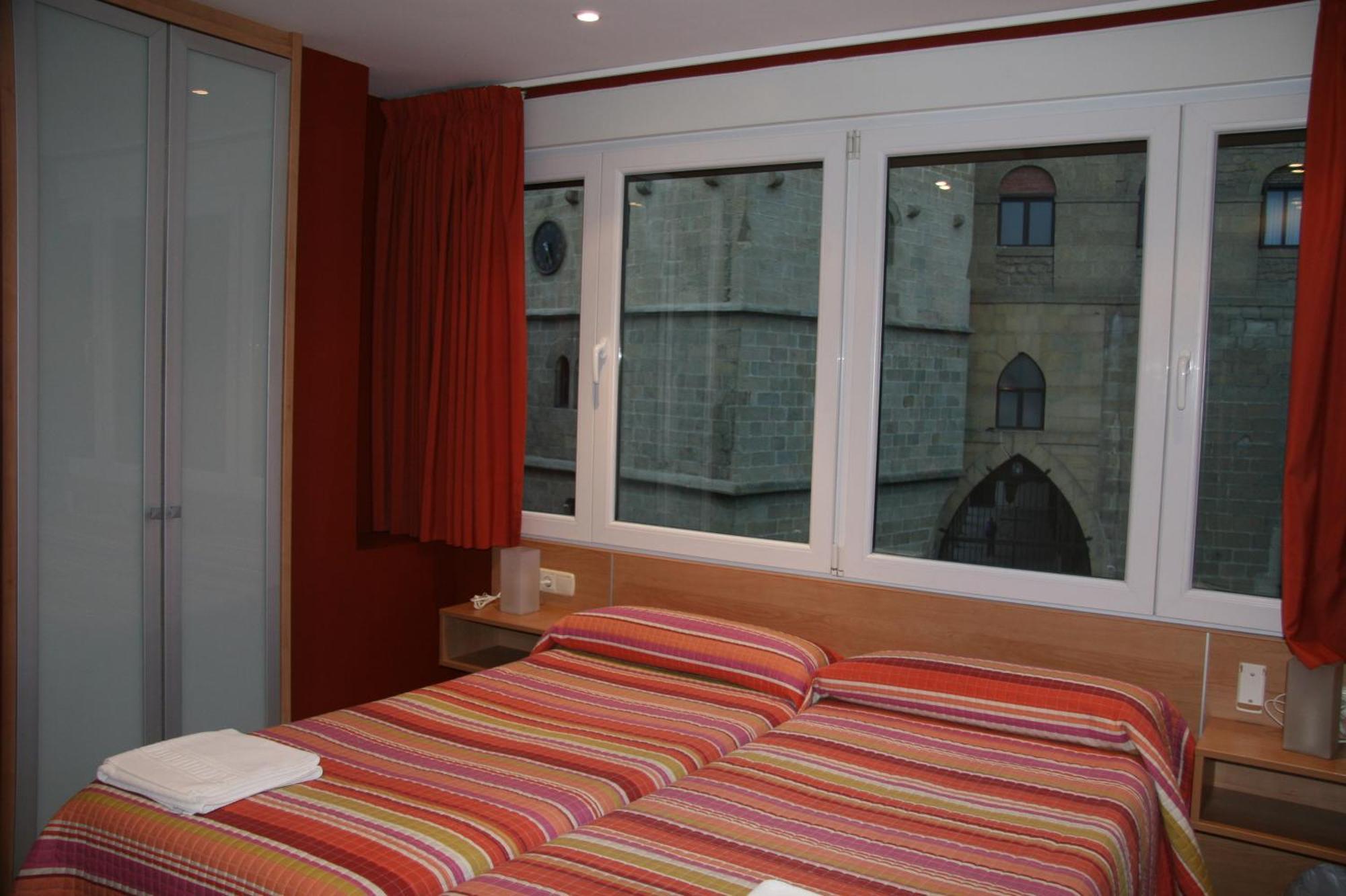 Ekia Pentsioa Hotel Zarautz Exterior foto